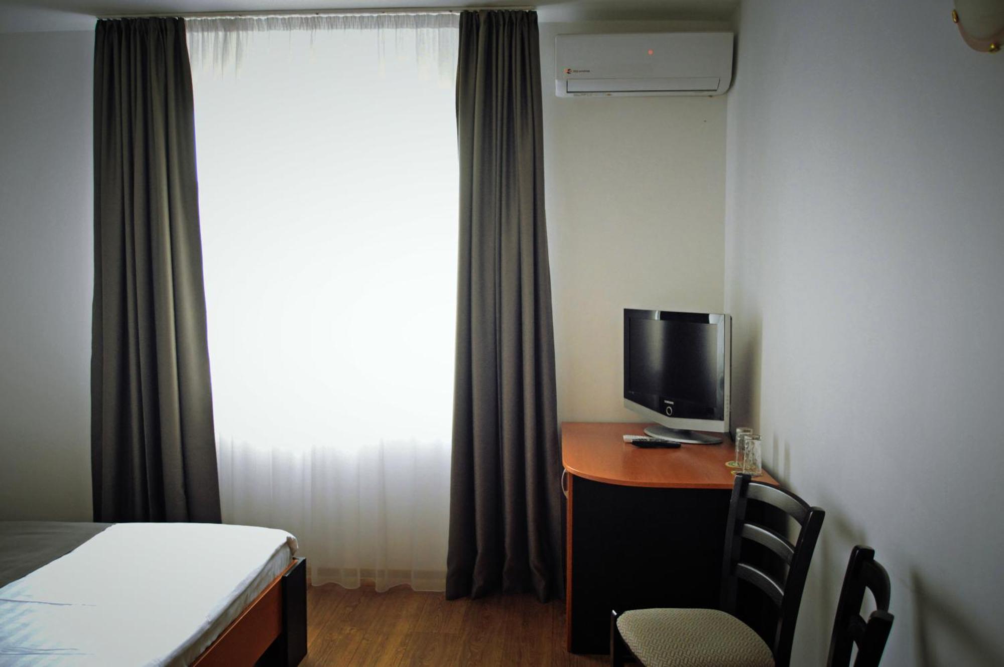 Delia 3* Timisoara