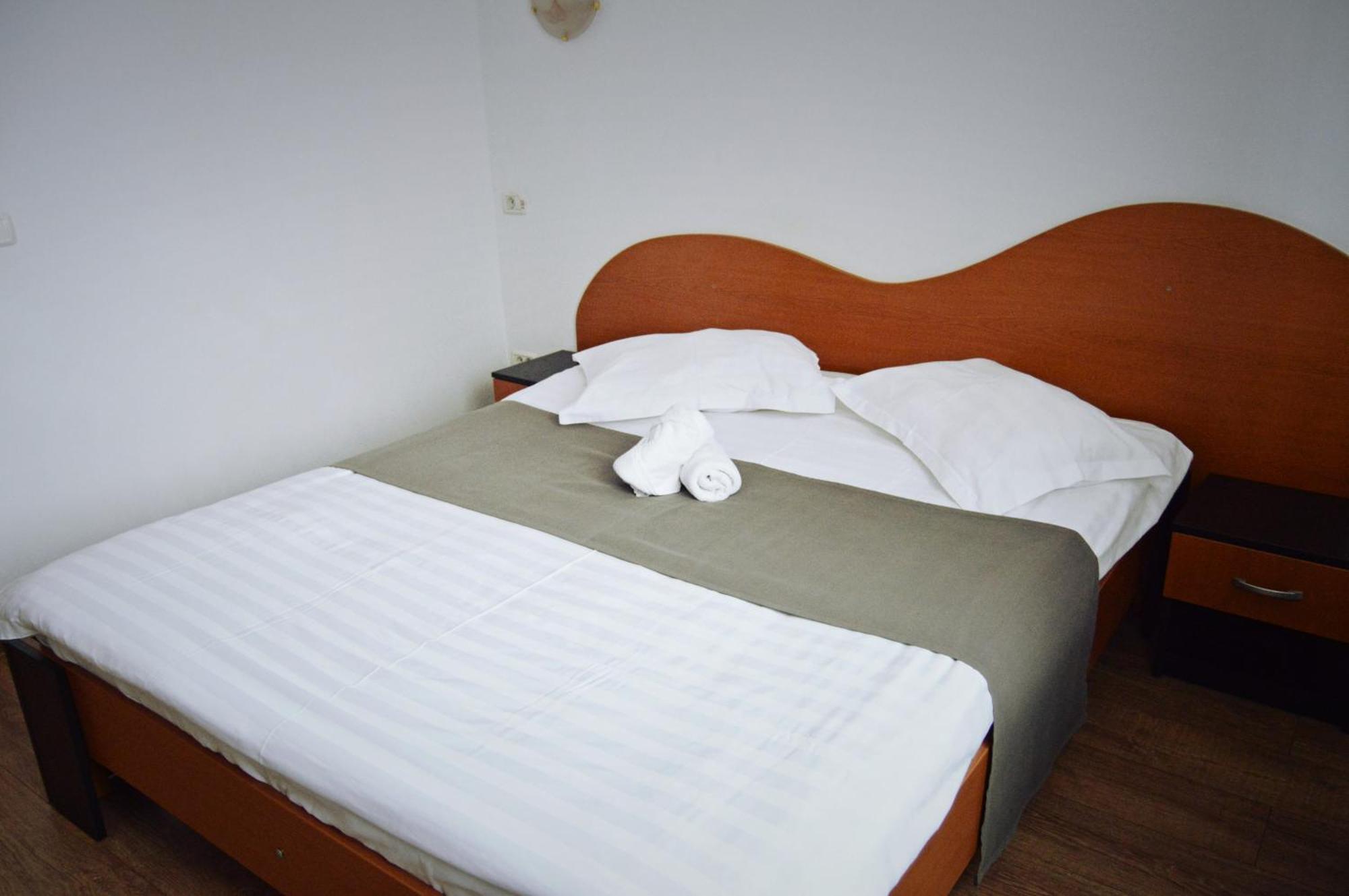 Delia Guest house