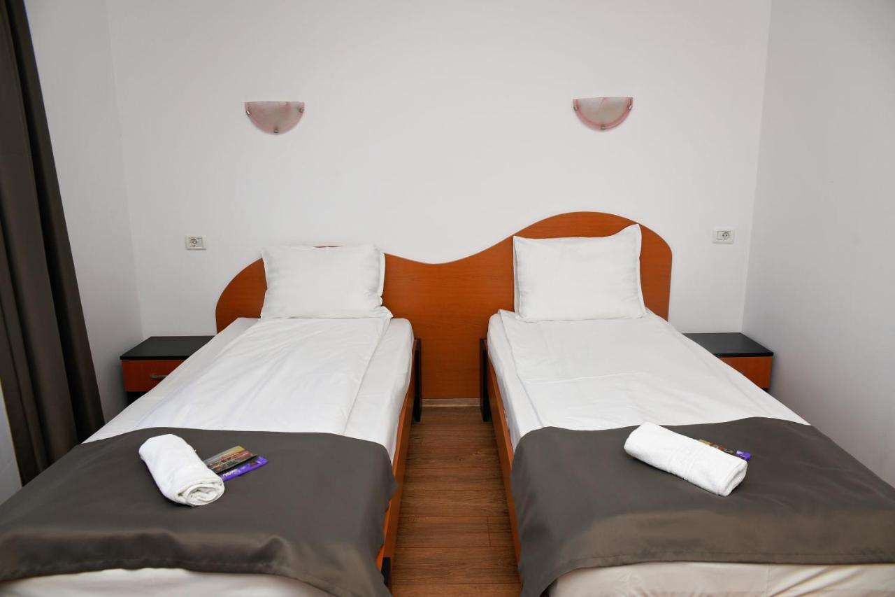 Delia Guest house 3*
